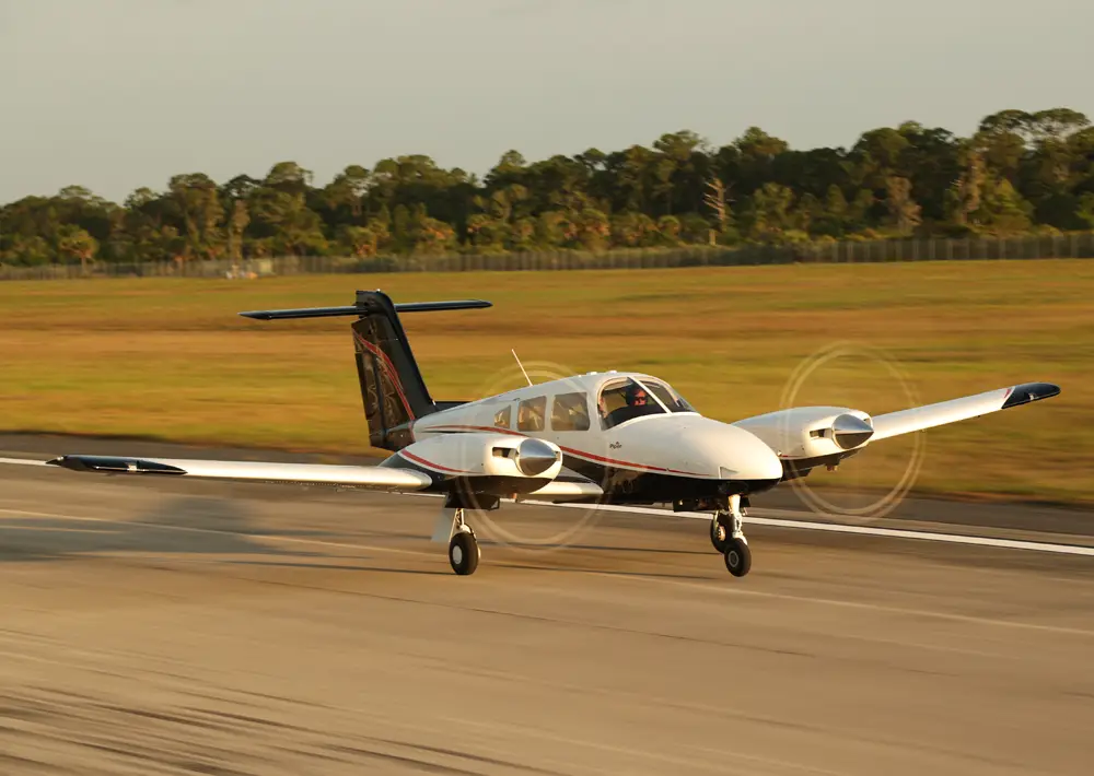 2027 Piper Seminole